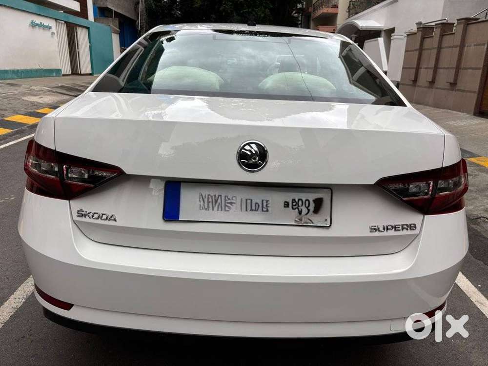 Skoda Superb Lk 1.8 Tsi At, 2017, Petrol