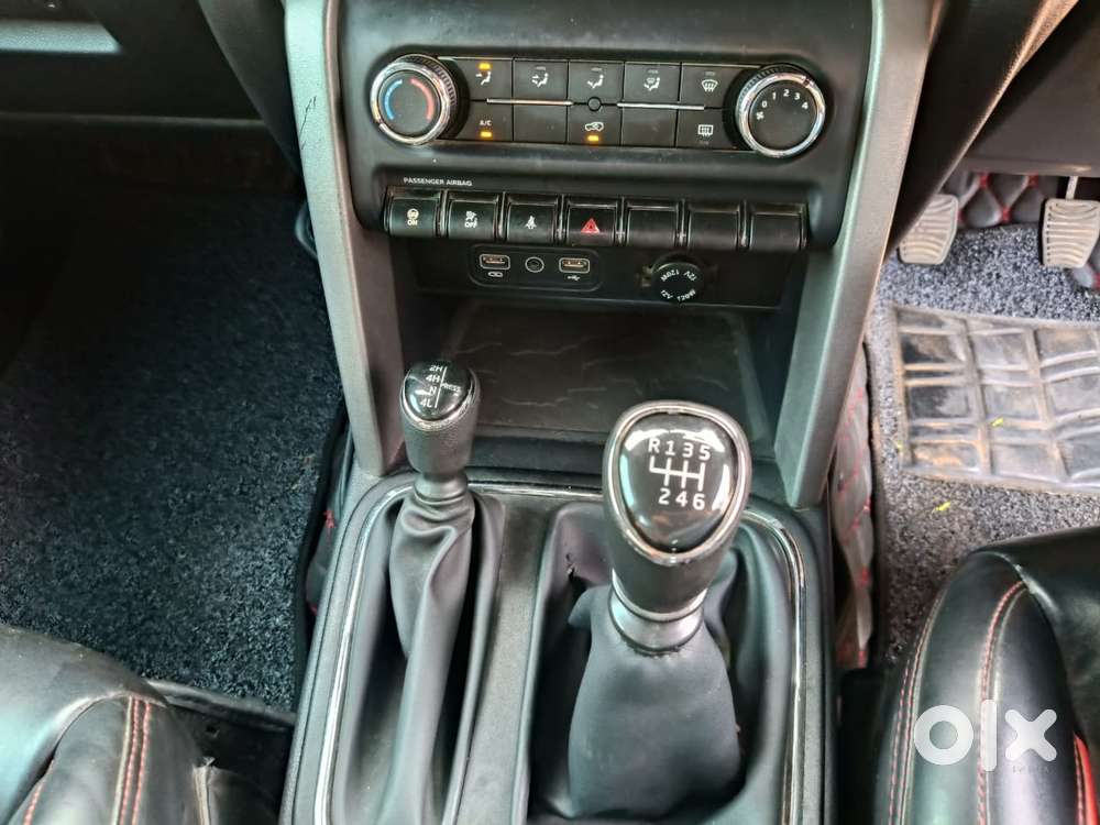 Mahindra Thar Lx Convertible Top Diesel Mt 4wd, 2021, Diesel