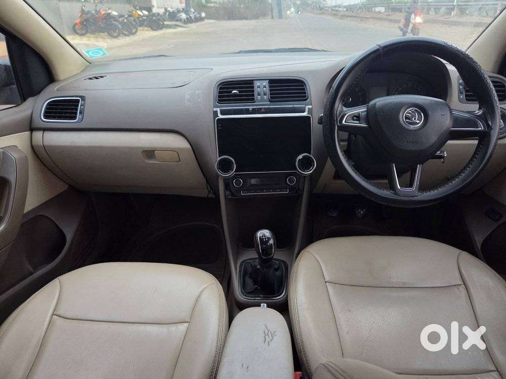 Skoda Rapid 1.5 Tdi Cr Elegance Plus, 2012, Diesel
