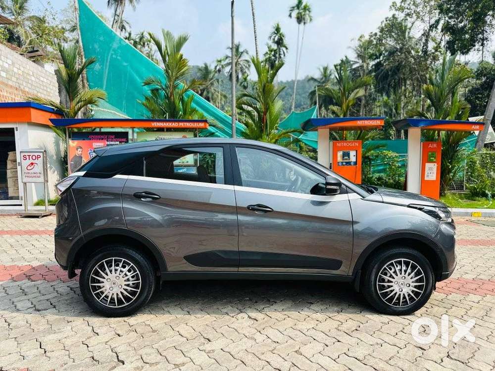 Tata Nexon 1.2 Revotron Xe, 2022, Petrol