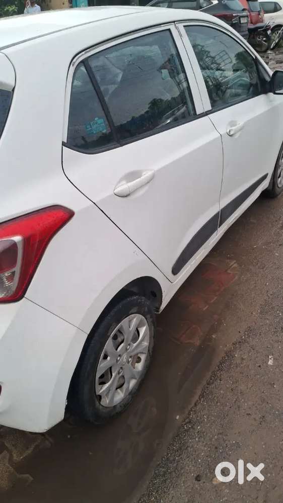 Hyundai Grand I10 Asta 2013 Last October
