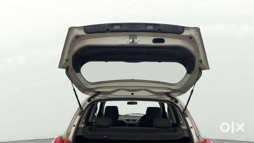 Maruti Suzuki Swift Zxi, 2013, Petrol