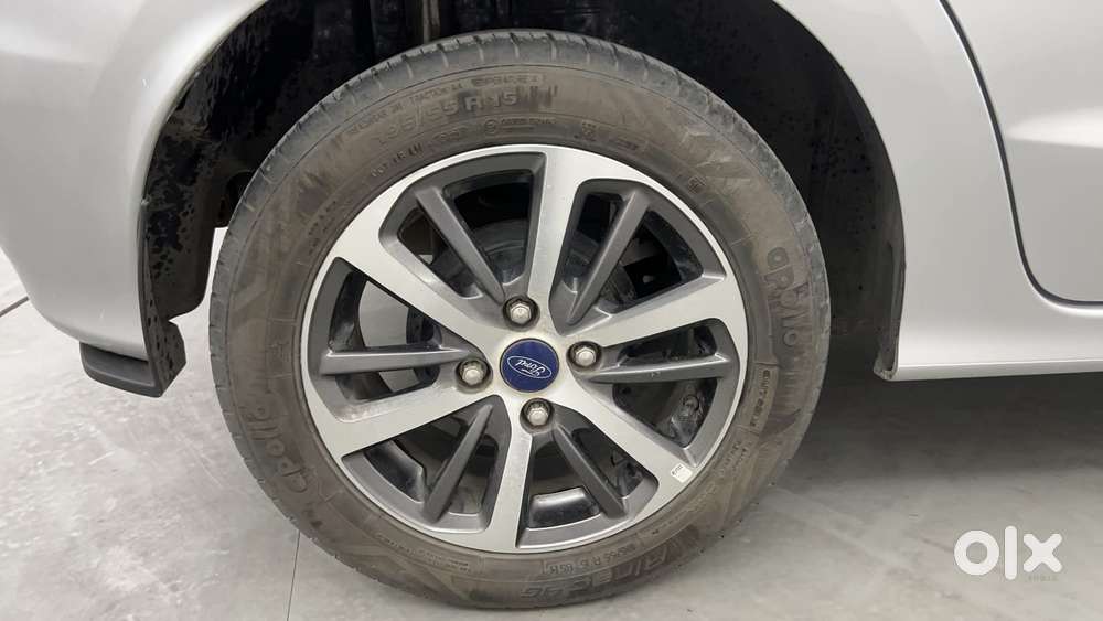 Ford Figo Titanium, 2021, Petrol