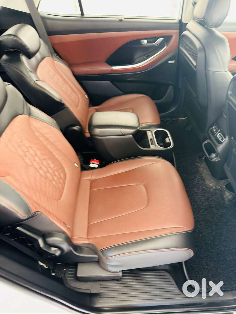 Hyundai Alcazar 2.0 Signature (o) Petrol At 6 Str, 2021, Petrol