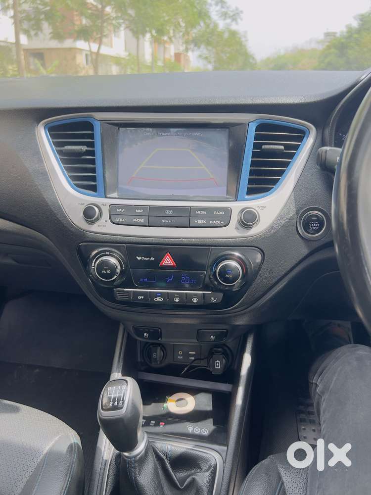 Hyundai Verna 1.6 Sx (o) Anniversary Edition Vtvt, 2018, Petrol