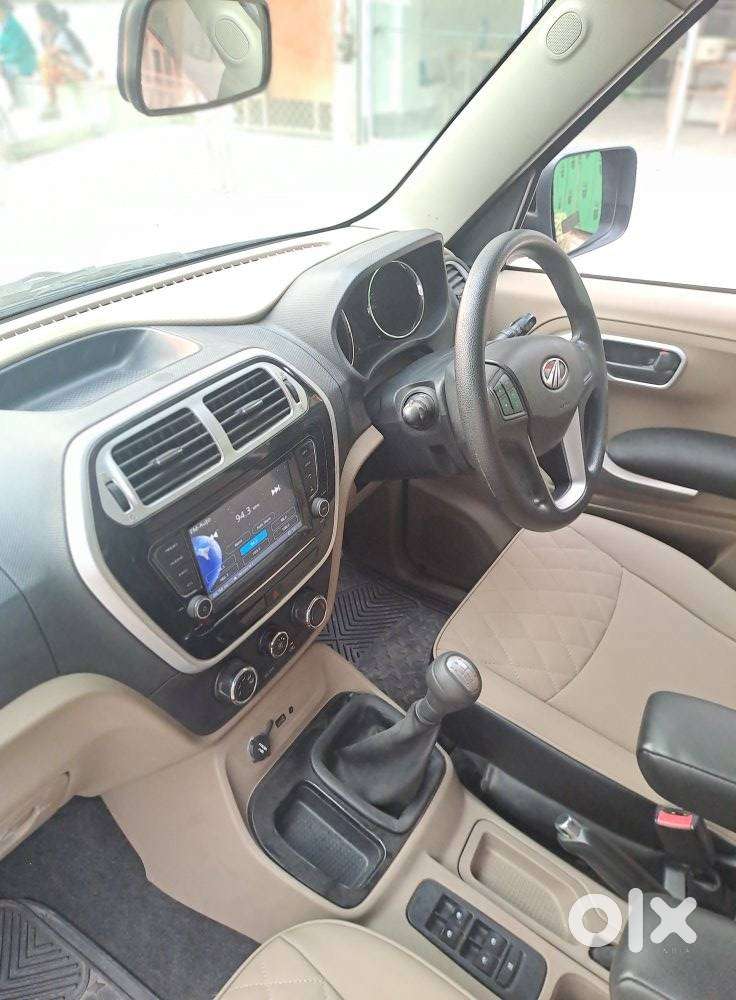 Mahindra Tuv 300, 2018, Diesel