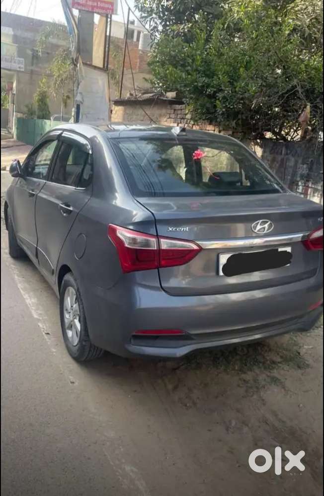 Hyundai Xcent 2017 Petrol Well Maintained