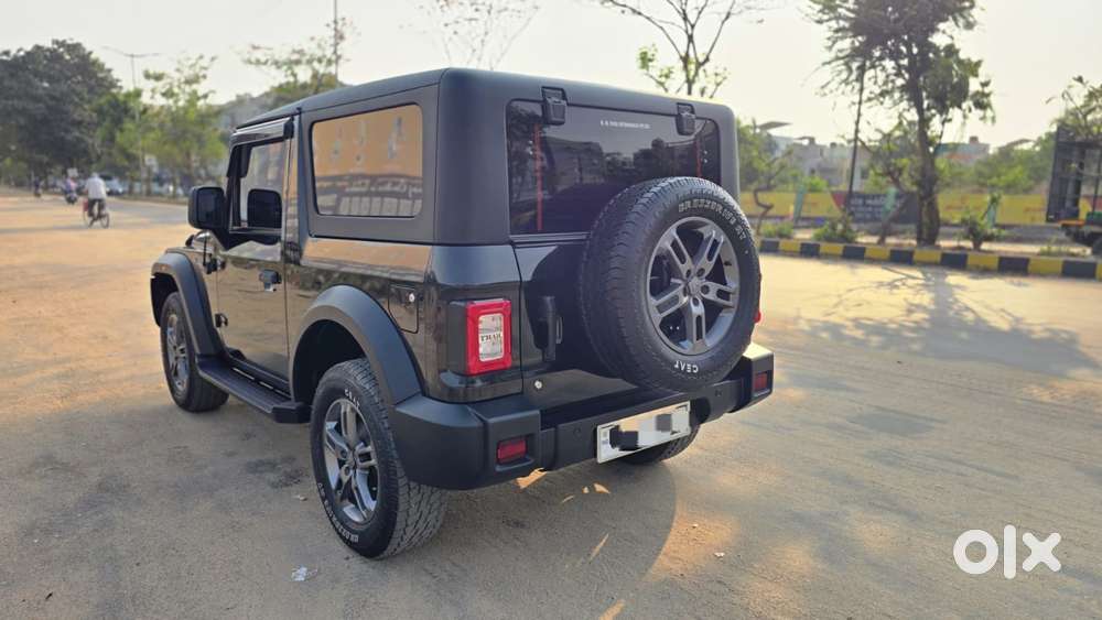 Mahindra Thar Lx Convertible Top Diesel Mt 4wd, 2023, Diesel
