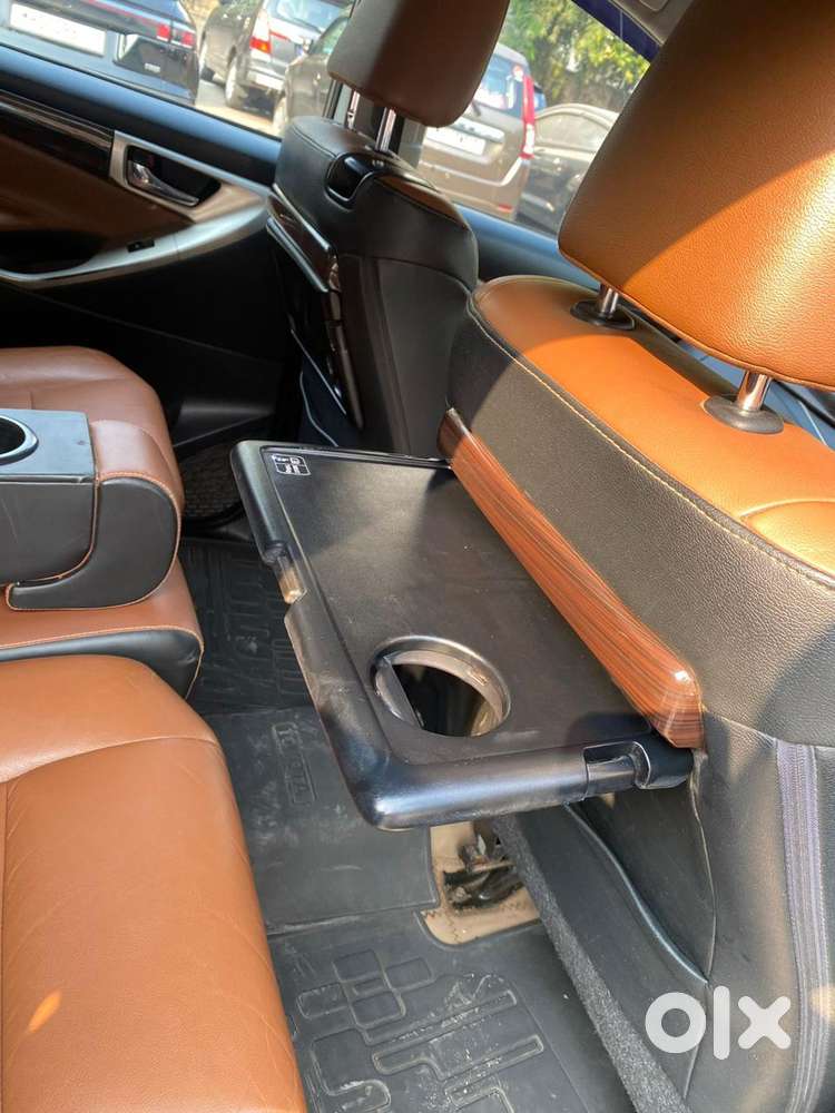 Toyota Innova Crysta 2.8z Automatic, 2016, Diesel