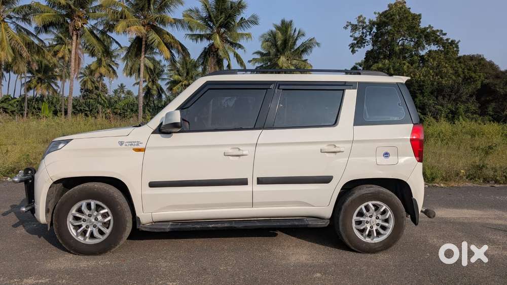 Mahindra Tuv 300 T8, 2016, Diesel