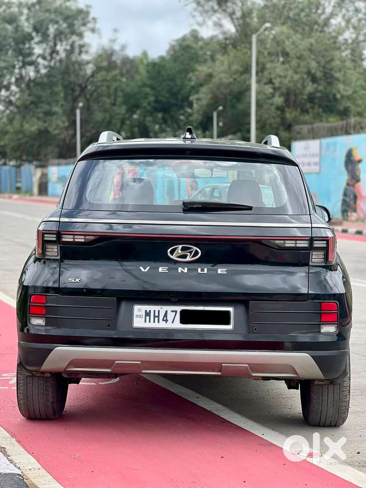 Hyundai Venue Sx Dual Tone Diesel, 2025, Diesel