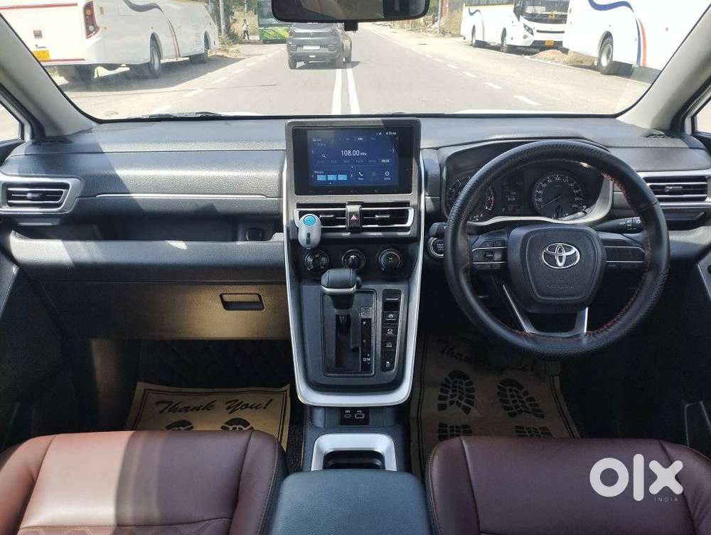 Toyota Innova Hycross 2.0 Gx 8 Str, 2024, Petrol