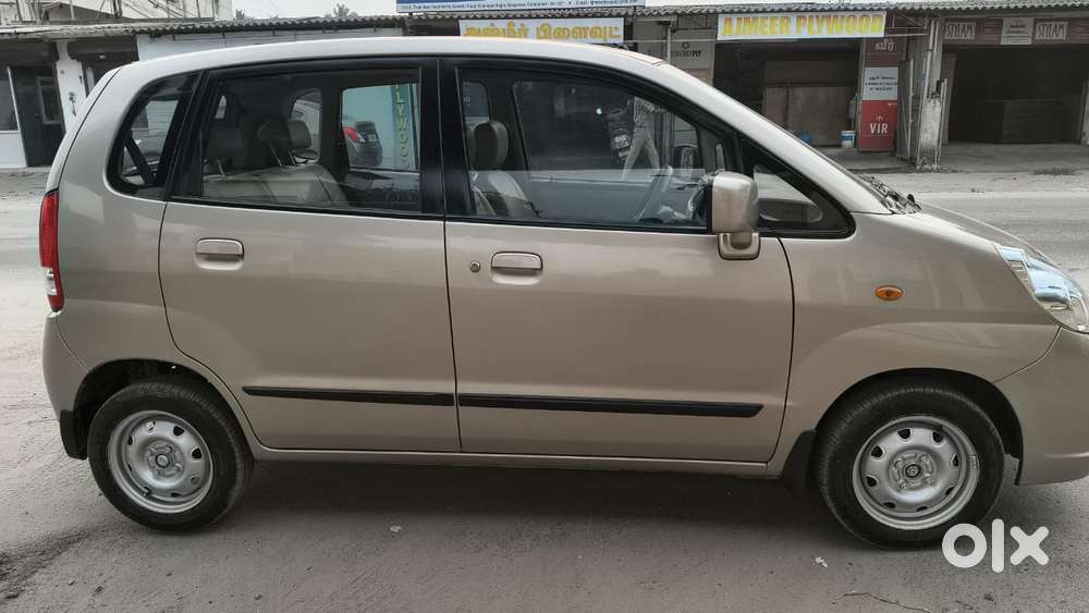 Maruti Suzuki Estilo Vxi Bs-iv, 2013, Petrol