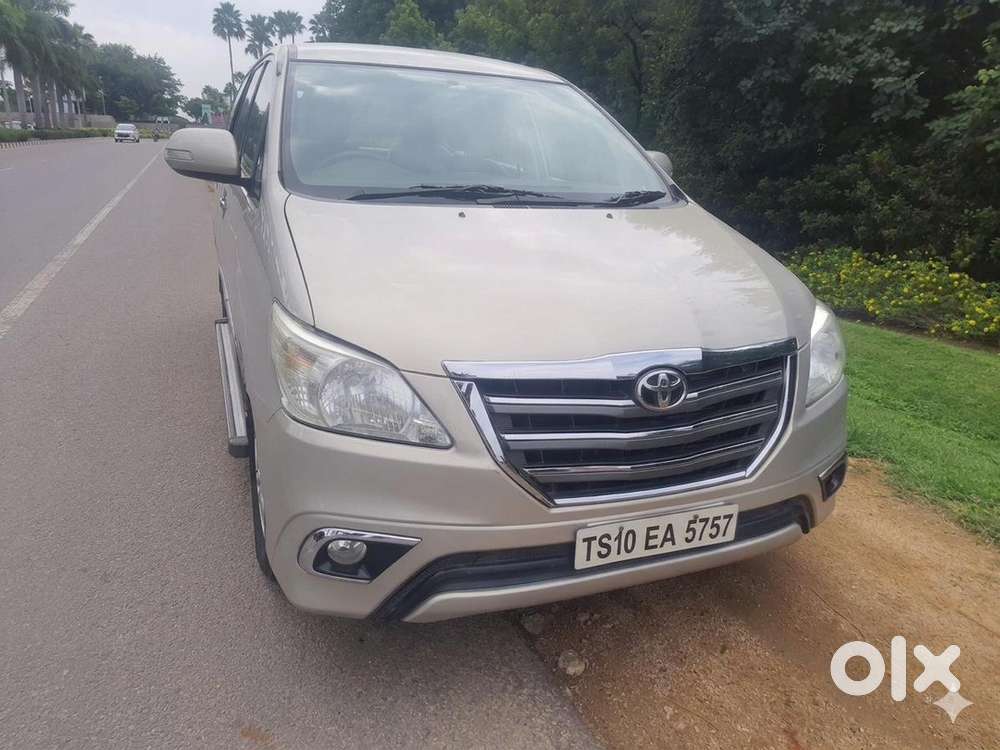 Toyota Innova Diesel 2014