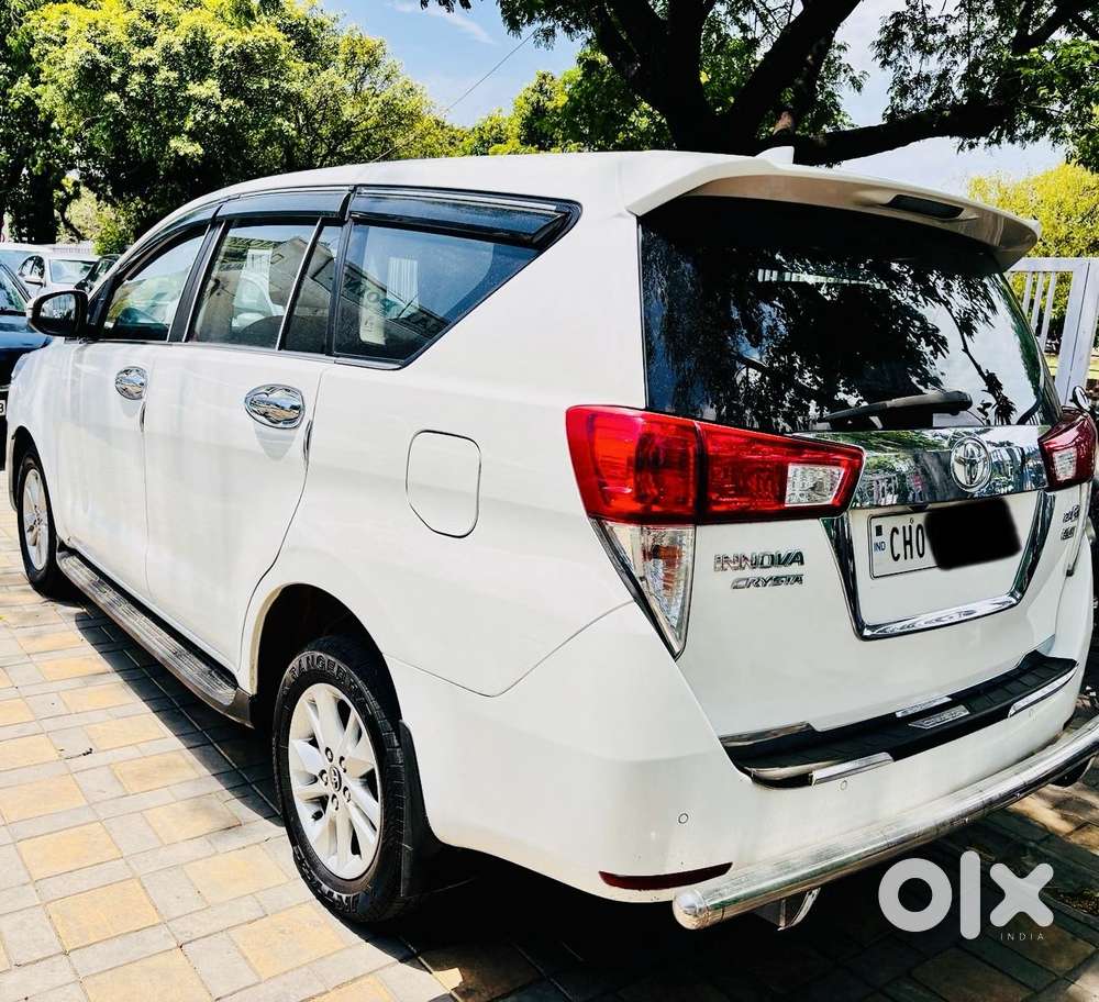Toyota Innova Crysta 2.4 G Mt 8s, 2019, Diesel