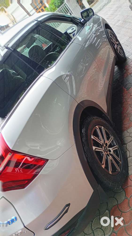 Mahindra Xuv700 2.2 Ax 7 Diesel At Luxury Pack Str, 2022, Diesel