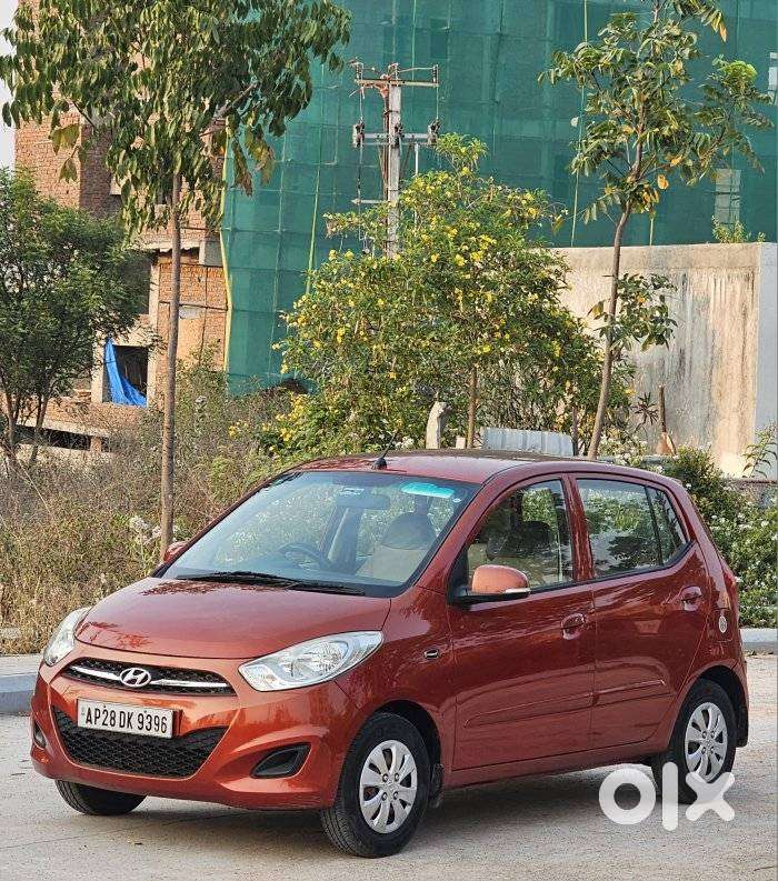 Hyundai I10 Sportz At, 2011, Petrol