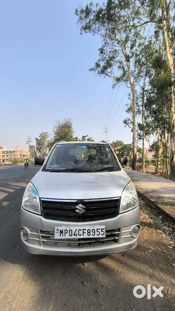 Wagonor Lxi 2010 Family Car