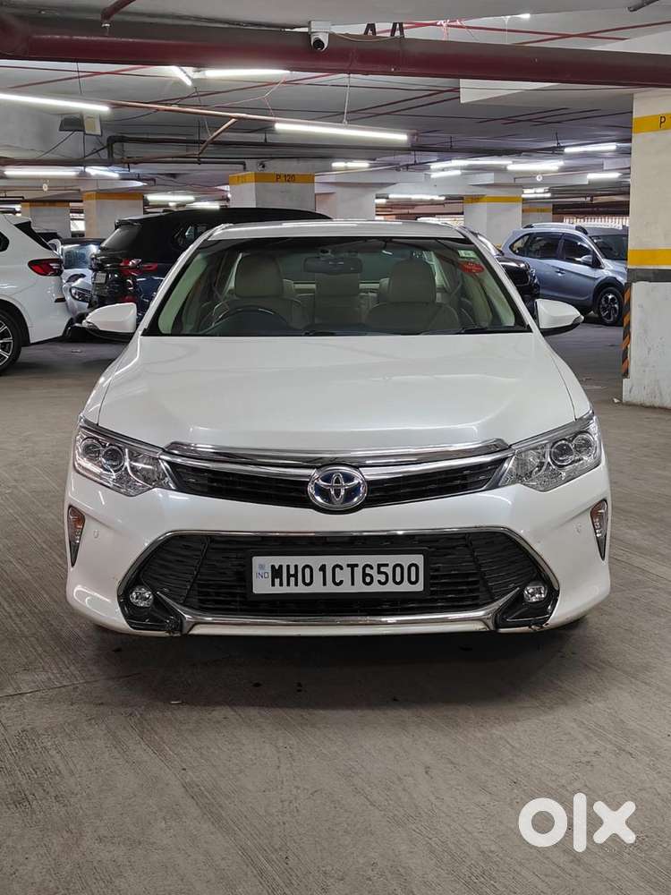Toyota Camry 2.5 Hybrid, 2017, Cng & Hybrids