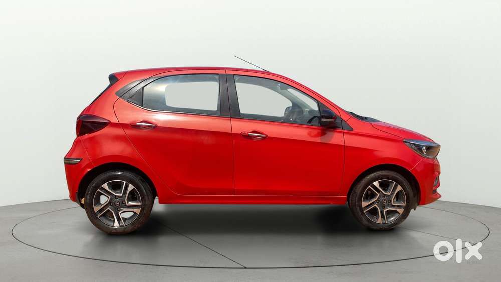 Tata Tiago Xza Plus, 2022, Petrol