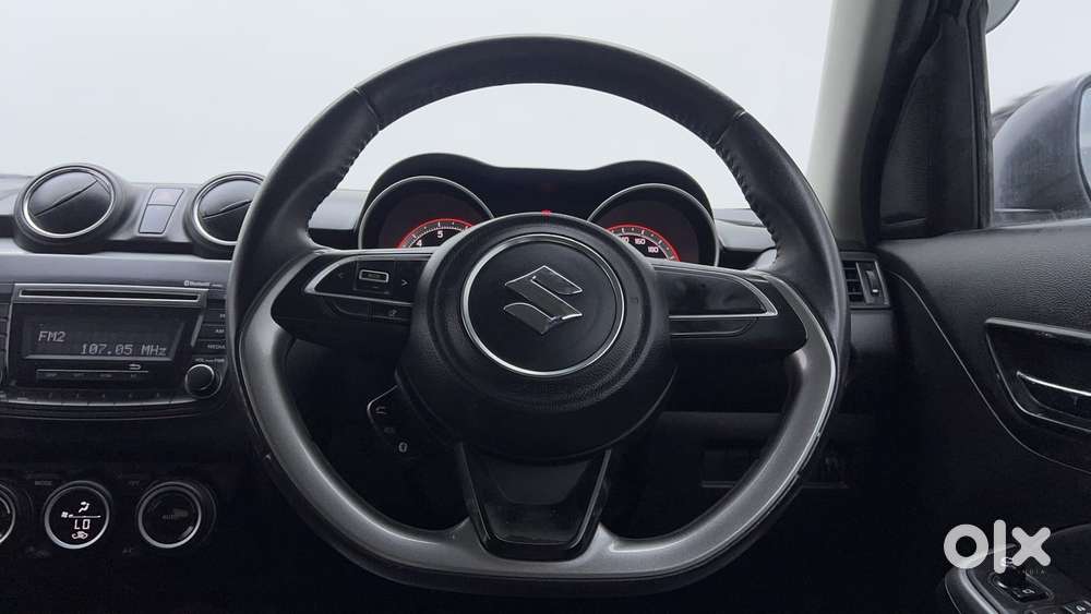 Maruti Suzuki Swift 1.3 Zxi, 2020, Petrol