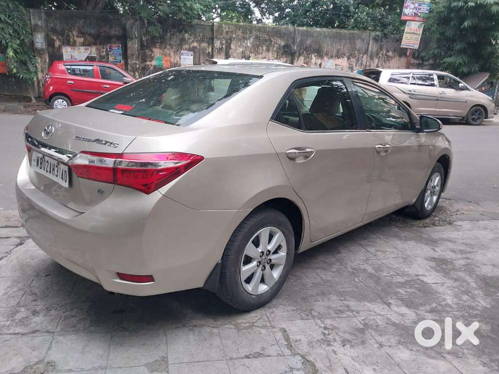 Toyota Corolla Altis 1.8 G, 2015, Petrol