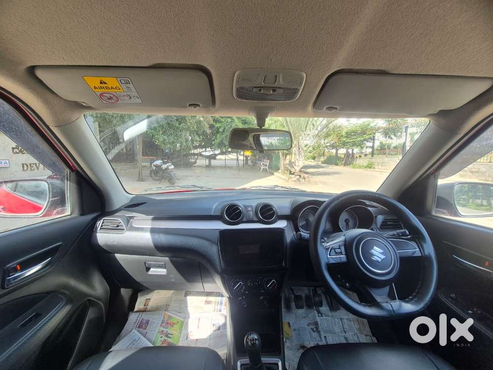 Maruti Suzuki Swift Vxi + Manual, 2022, Petrol