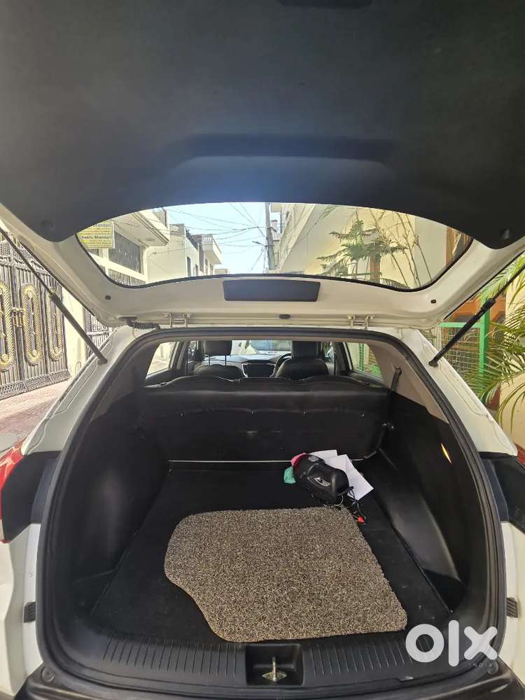 Hyundai Creta Dec 2018 Diesel Well Maintained