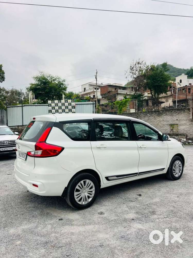 Maruti Suzuki Ertiga 1.5 Vxi, 2025, Cng & Hybrids