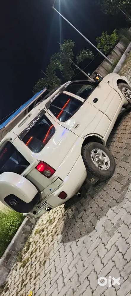 Tata Safari
