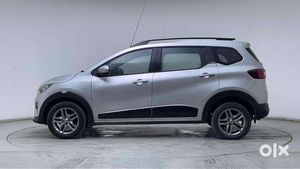 Renault Triber Rxz, 2020, Petrol