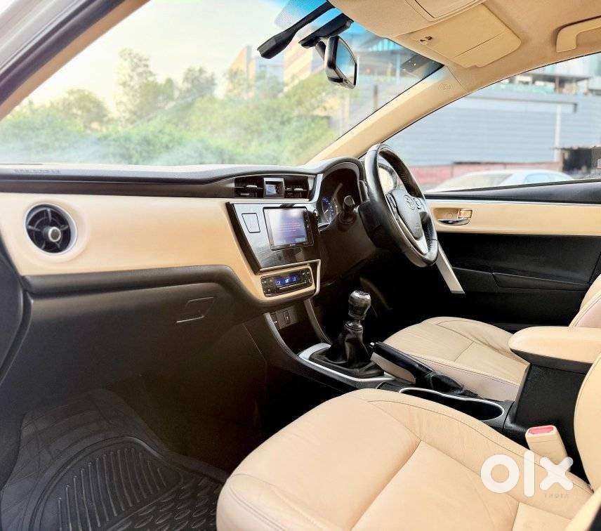 Toyota Corolla Altis 1.8 Gl, 2019, Petrol