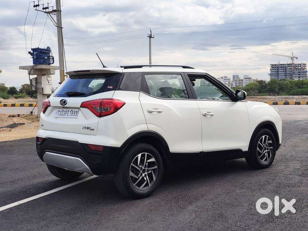 Mahindra Xuv300 W8 Option Dual Tone Diesel, 2022, Diesel