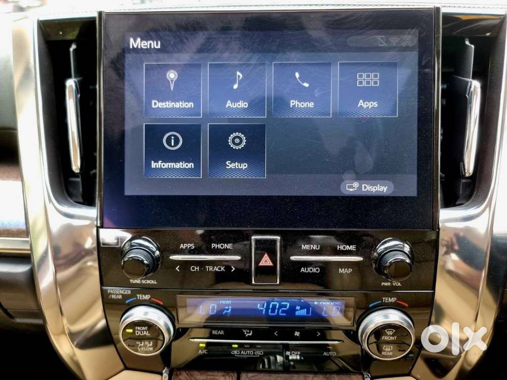 Toyota Vellfire 2.5 Hybrid, 2022, Petrol