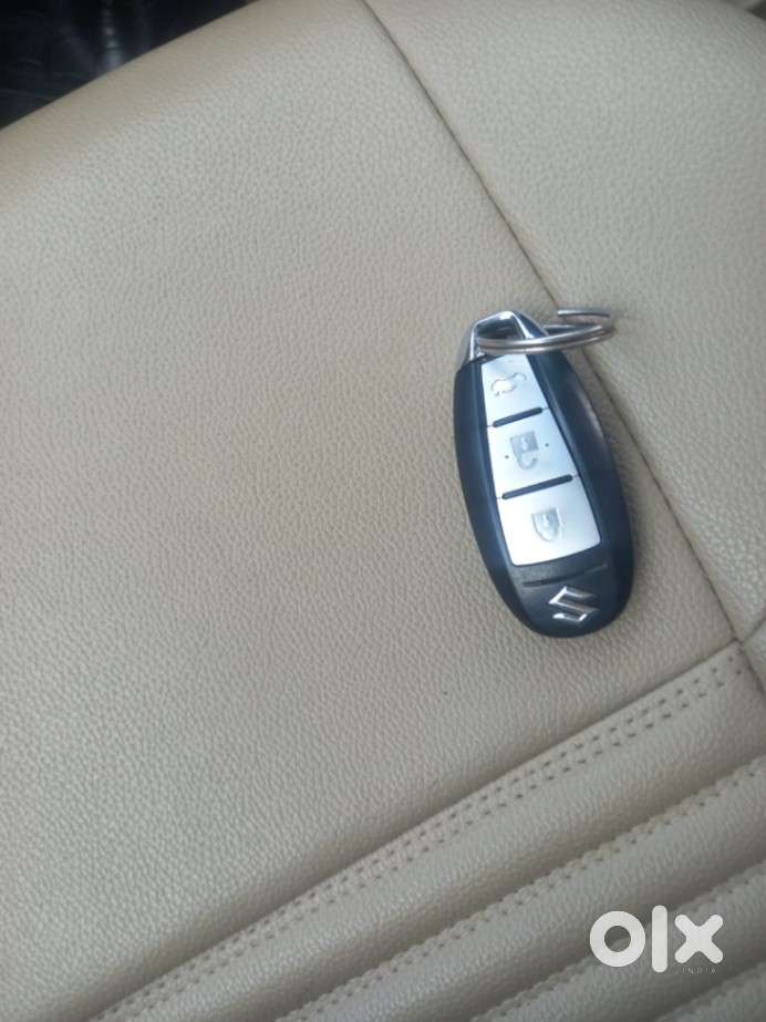 Maruti Suzuki Dzire 1.2 Zxi, 2015, Petrol