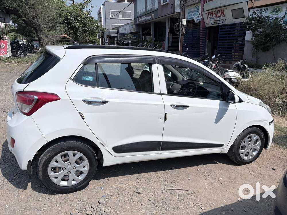 Hyundai Grand I10 Sportz 2014