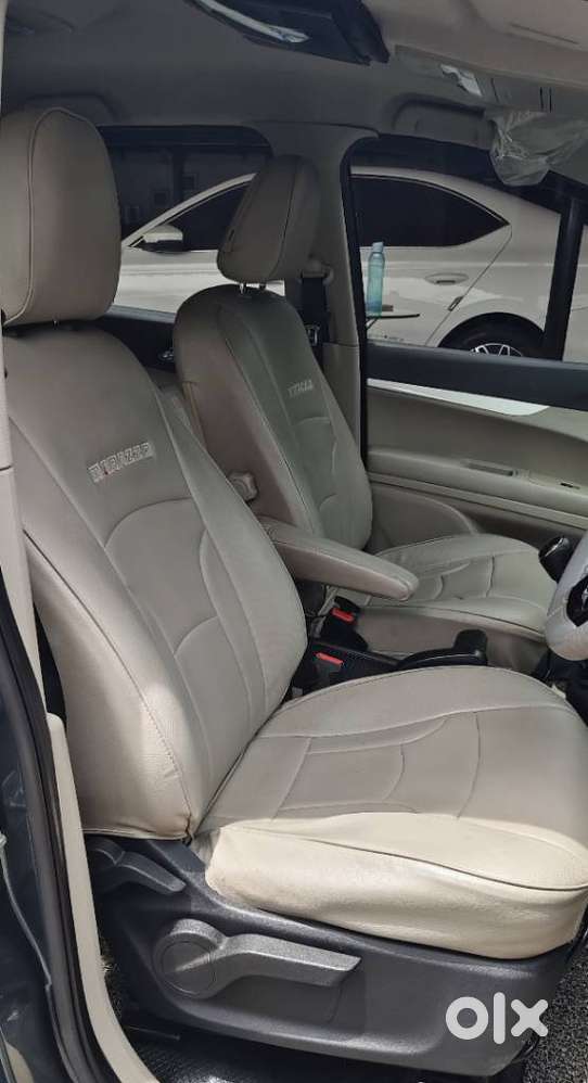 Mahindra Marazzo M6, 2019, Diesel