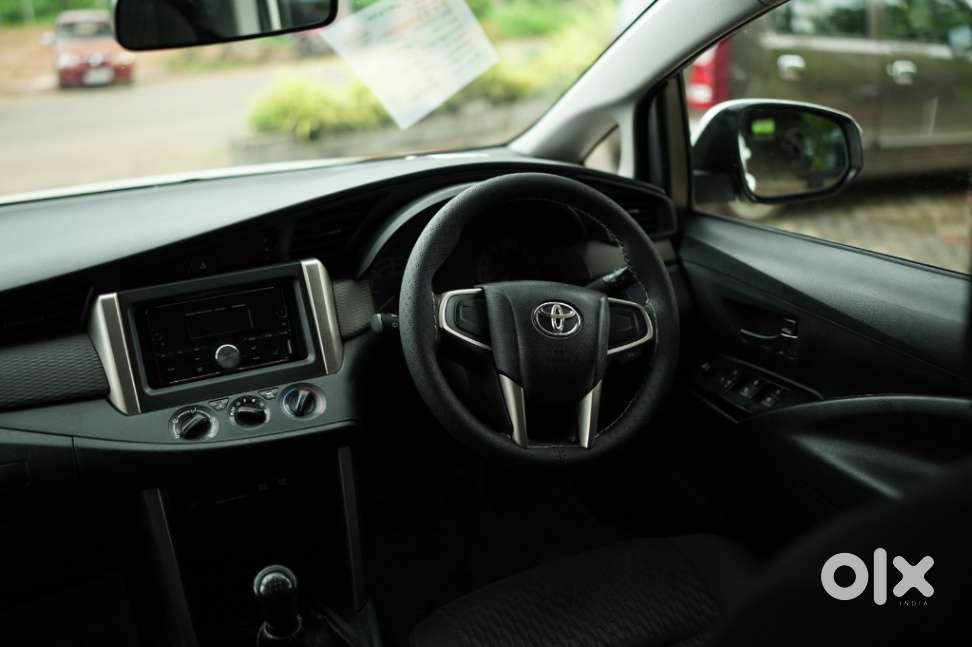 Toyota Innova Crysta 2.4 G Mt, 2017, Diesel