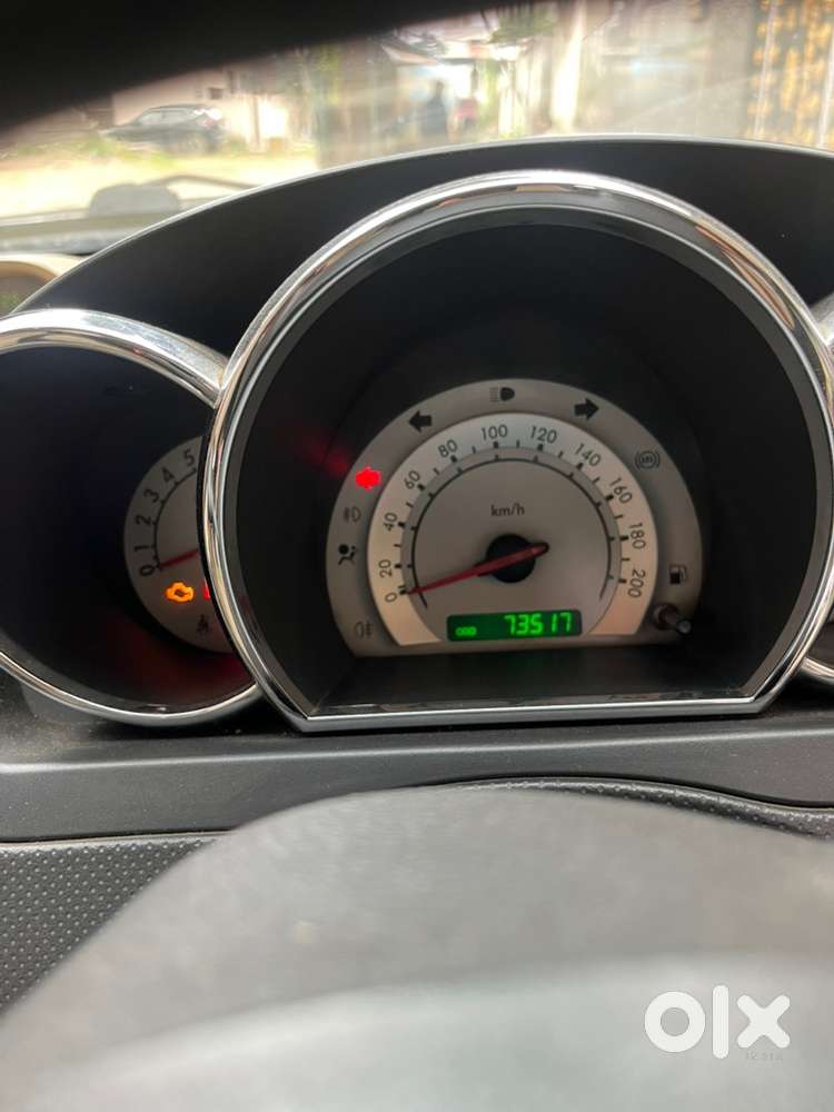 Smooth & Comfortable Family Car !