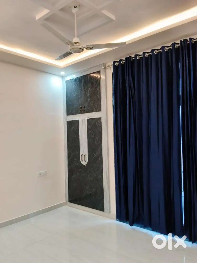 20 Lakh M Makaan Kalwar Road Pe