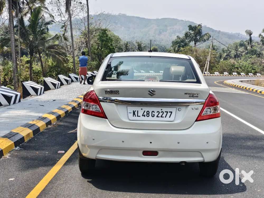 Maruti Suzuki Swift Dzire 2014 Petrol 76000 Km Driven