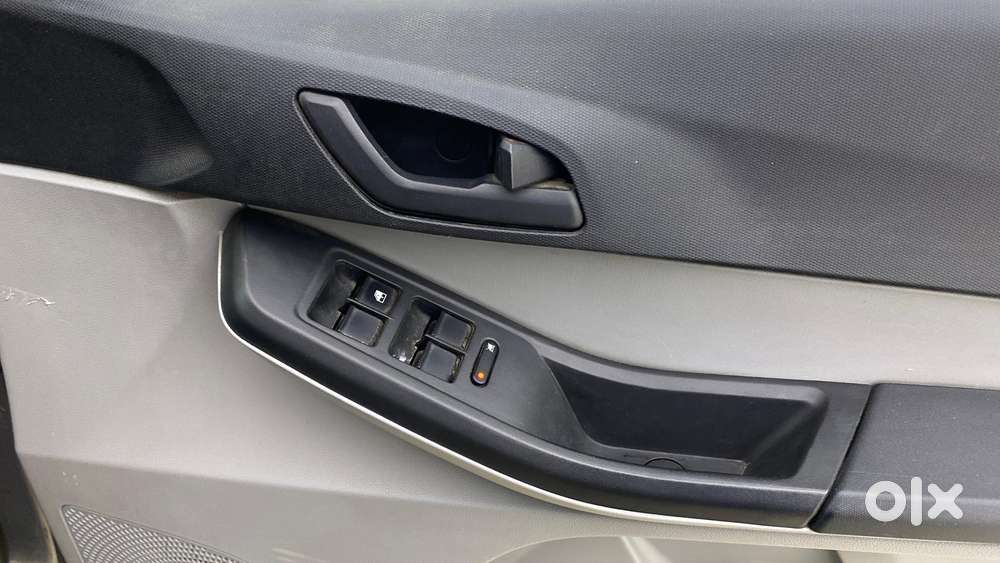 Tata Tiago 1.2 Revotron Xt, 2020, Petrol