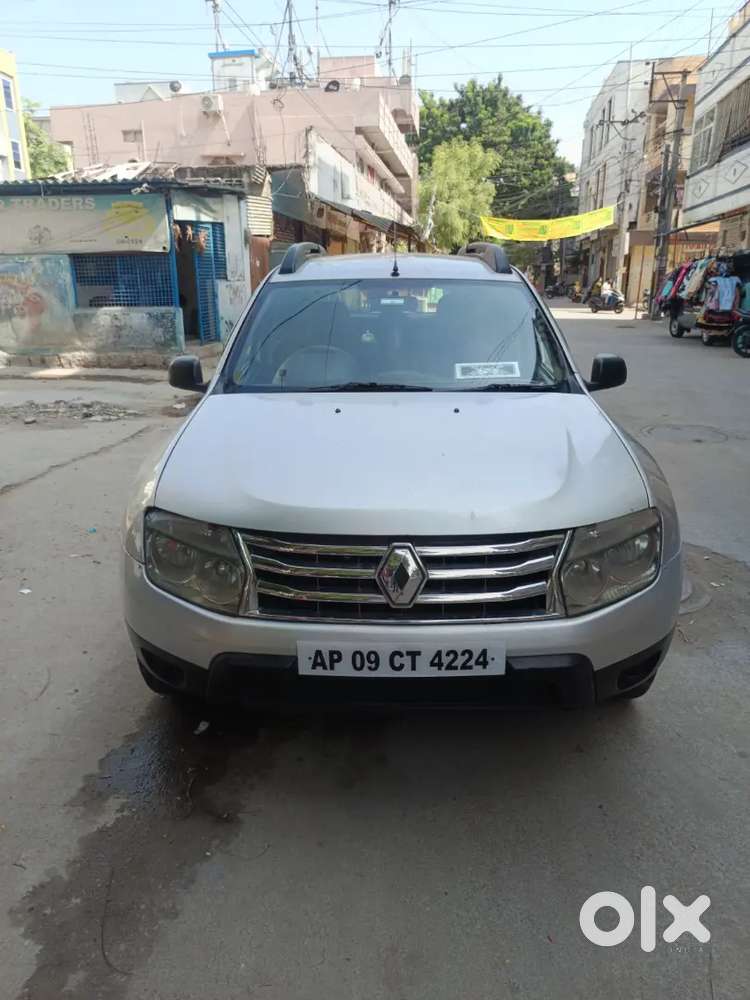 Renault Duster 2013 Diesel 130000 Km Driven