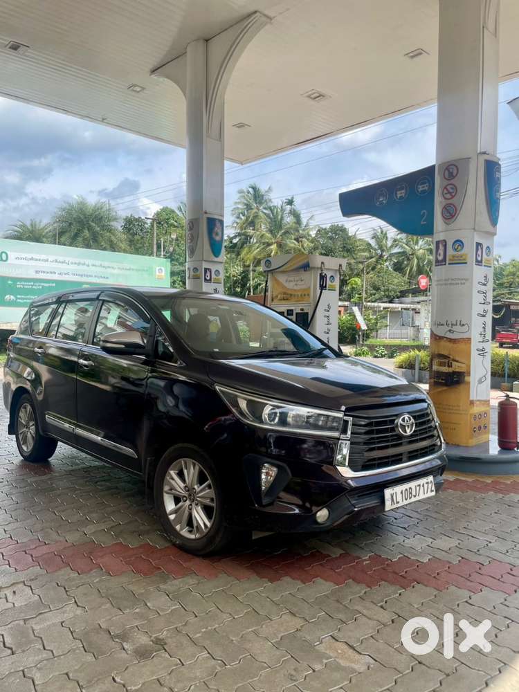 2016 Toyota Innova Crysta