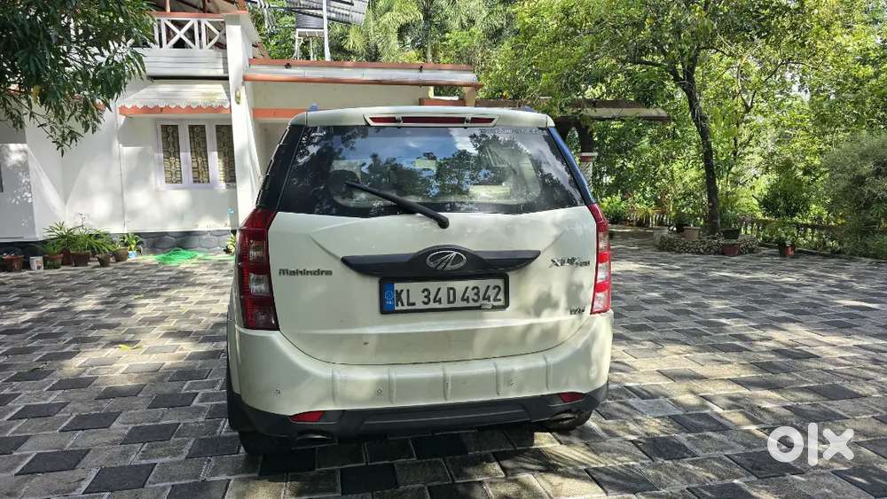 Mahindra Xuv500 2015 Diesel 148000 Km Driven