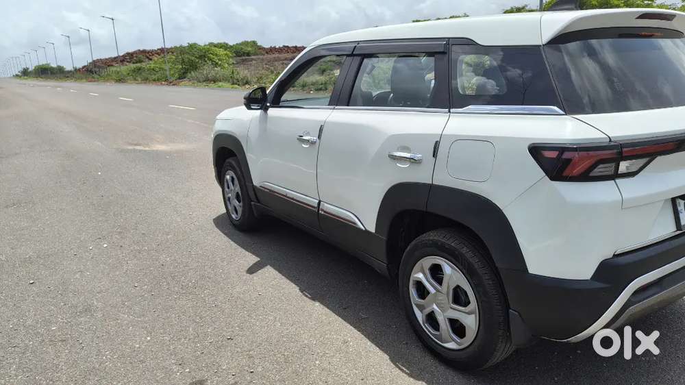 Maruti Suzuki Brezza 2024 Petrol 28000 Km Driven