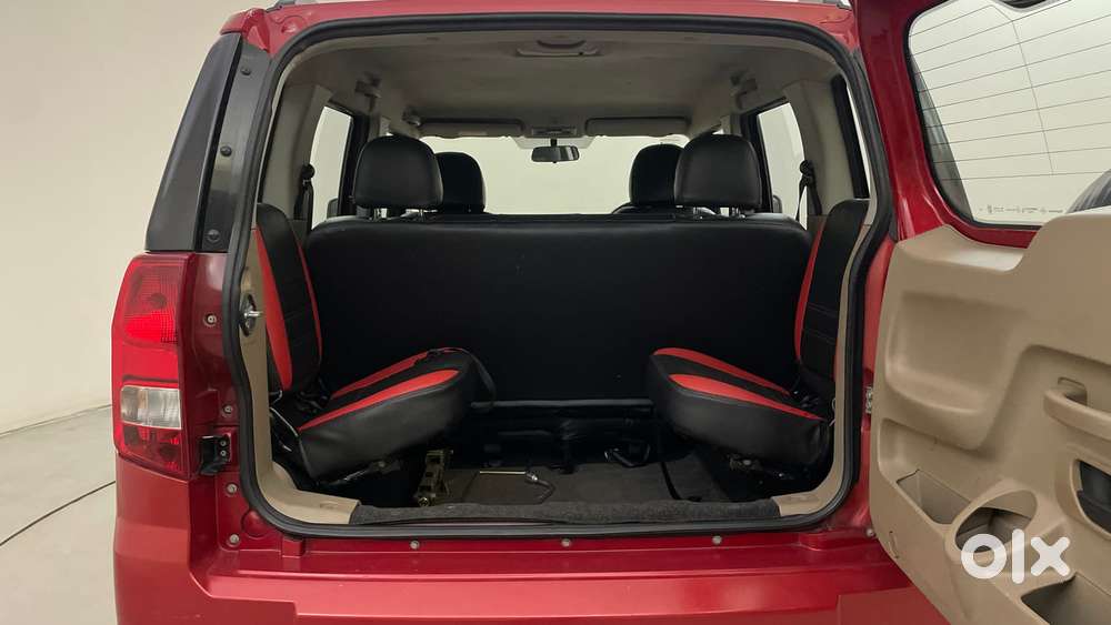 Mahindra Tuv 300 T10, 2017, Diesel
