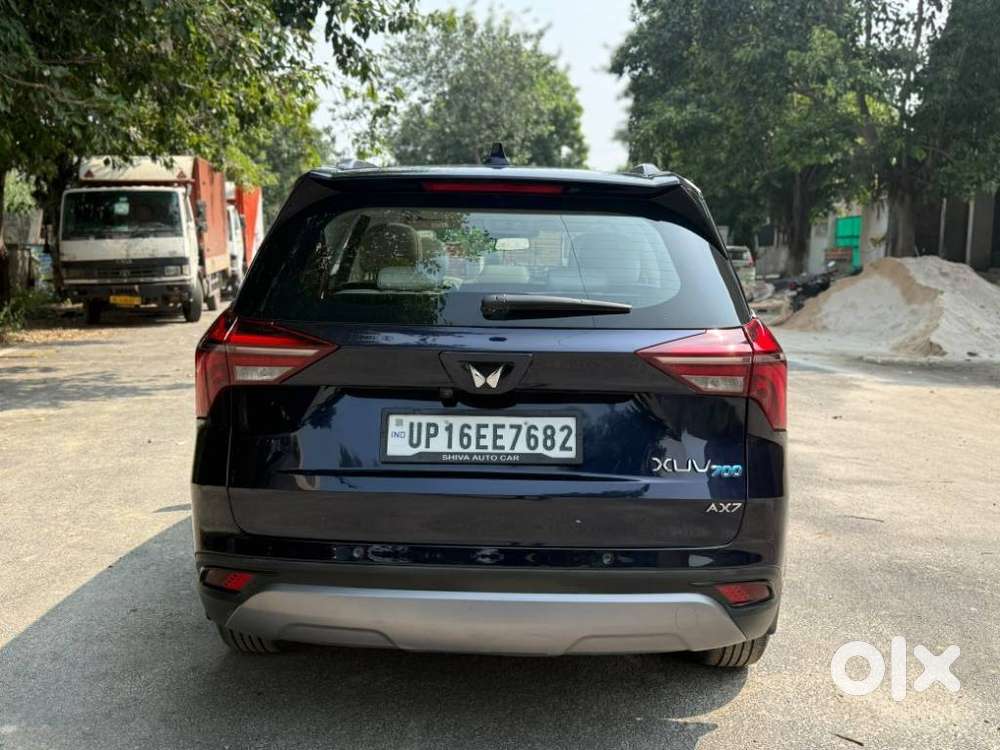 Mahindra Xuv700 2.0 Ax 7 Petrol At Str, 2024, Petrol