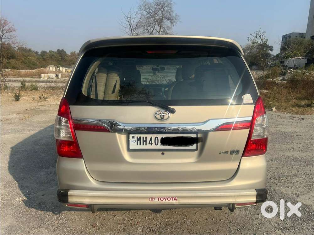 Toyota Innova [2013-2016] 2.5 V Diesel 7 Str, 2015, Diesel