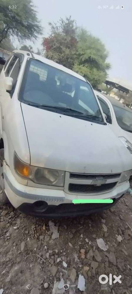 Chevrolet Tavera Neo 3 Ls 10 Seats Bsiv, 2013, Diesel